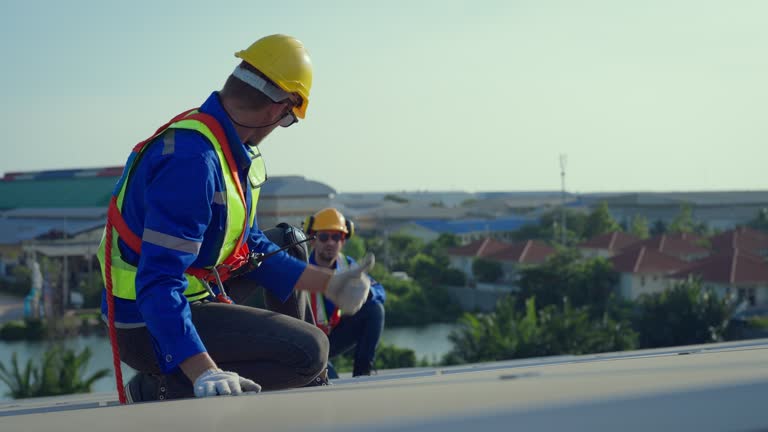 Best Roof Installation  in Bridgeville, PA